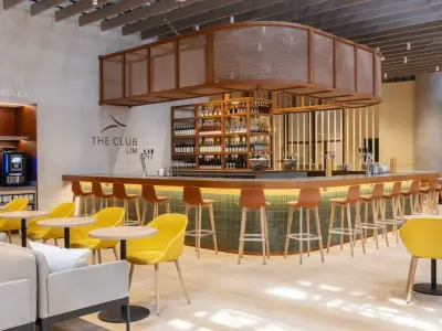 Chicago Midway International Airport (MDW) Lounges: Locations, Amenities & Access Details